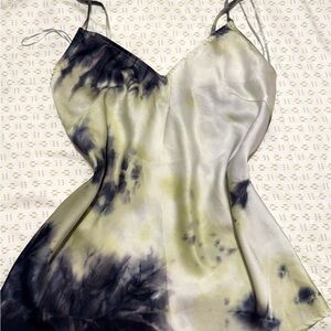 Love Tree Black Asymmetrical Sleeveless Camisole